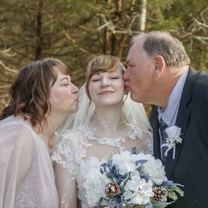 Meet your Posher, Debbie